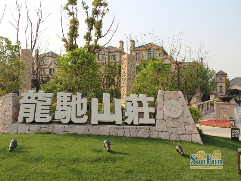 苏州龙池华府喷涂聚氨酯硬泡工程